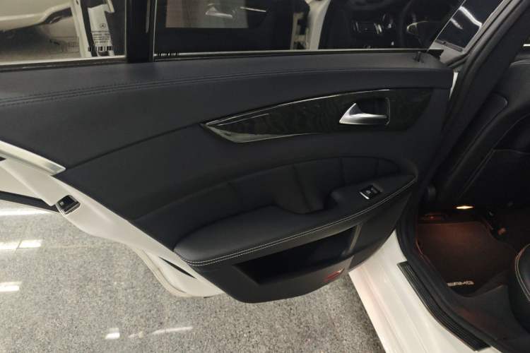Used Mercedes-Benz CLS 2016 CLS 260 Shooting Brake Left Rear Door Interior