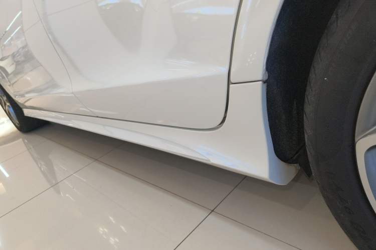 Used Mercedes-Benz CLS 2016 CLS 260 Elegant Edition Left Side Sill