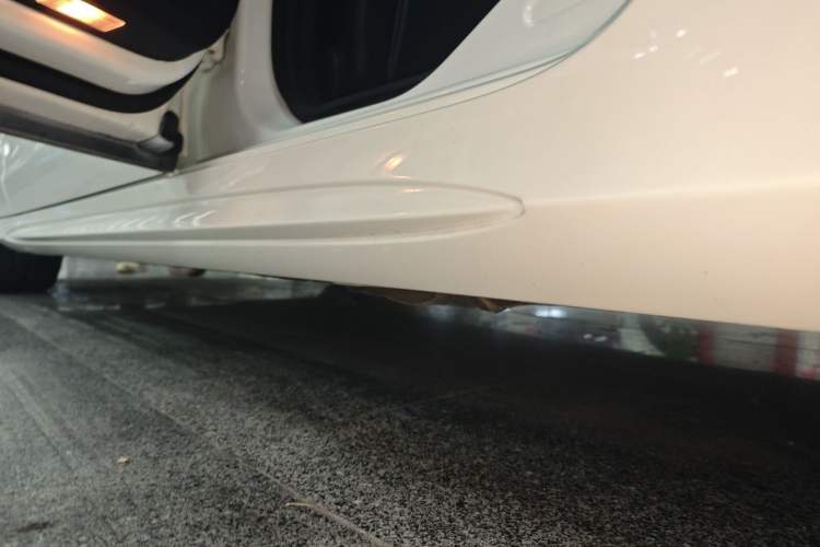 Used Mercedes-Benz CLS 2016 CLS 260 Shooting Brake Left Side Sill