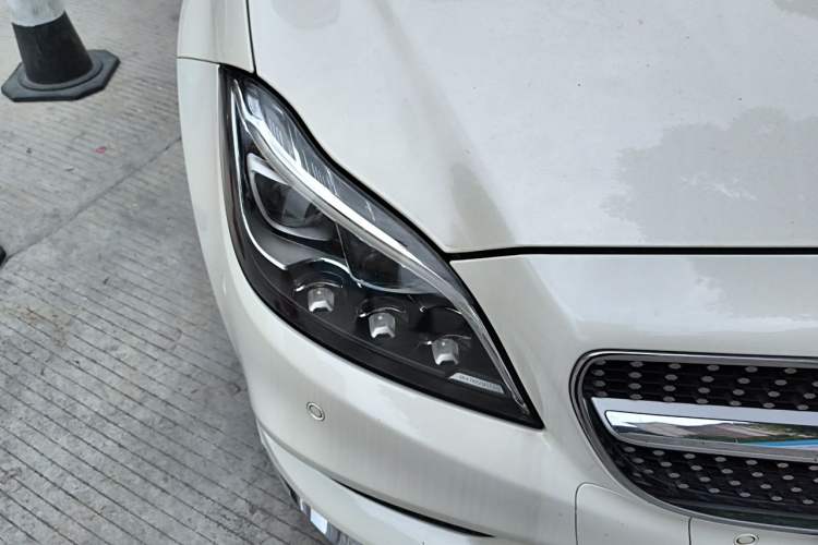 Used Mercedes-Benz CLS 2016 CLS 260 Elegant Edition Right Front Headlight