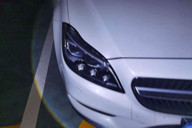 Used Mercedes-Benz CLS 2016 CLS 320 Elegant Edition Right Front Headlight