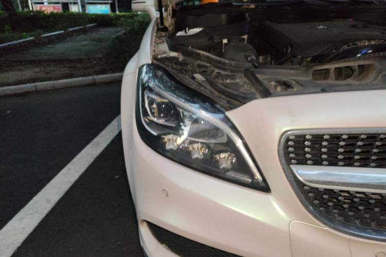 Used Mercedes-Benz CLS 2016 CLS 260 Elegant Edition Right Front Headlight
