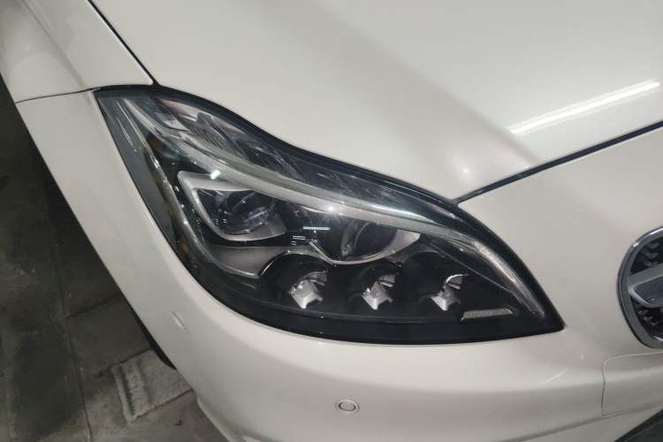 Used Mercedes-Benz CLS 2016 CLS 320 Elegant Edition Right Front Headlight
