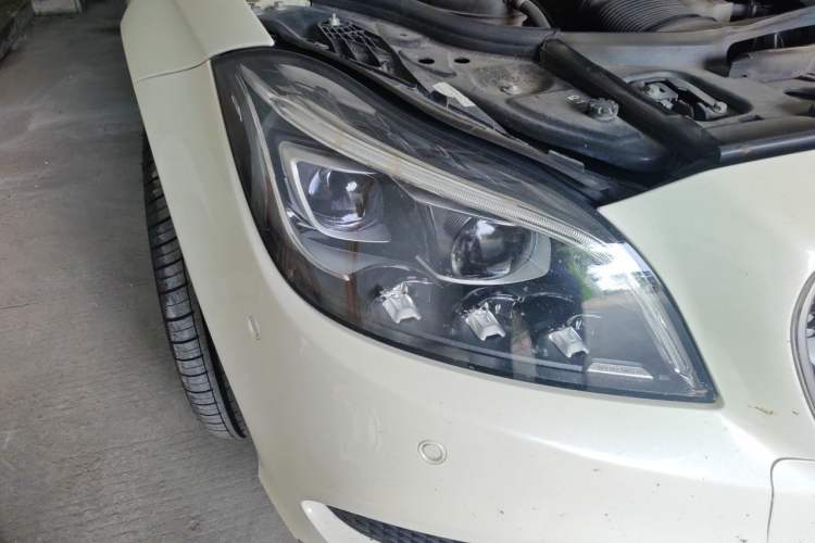 Used Mercedes-Benz CLS 2016 CLS 400 4MATIC Elegant Edition Right Front Headlight