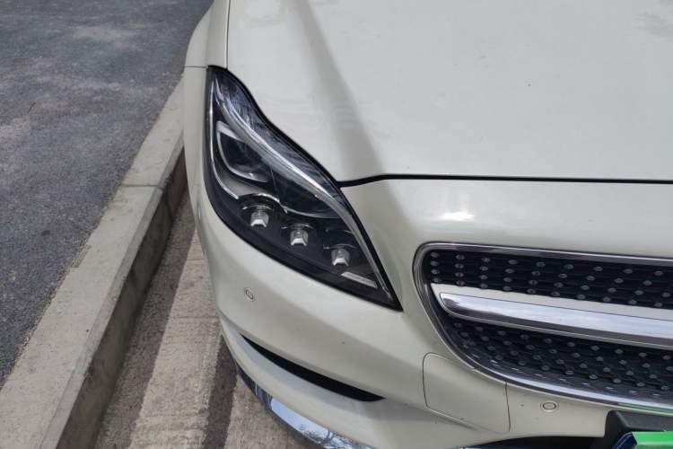 Used Mercedes-Benz CLS 2016 CLS 320 Elegant Edition Right Front Headlight