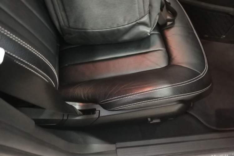 Used Mercedes-Benz CLS 2016 CLS 260 Shooting Brake Right Front Seat