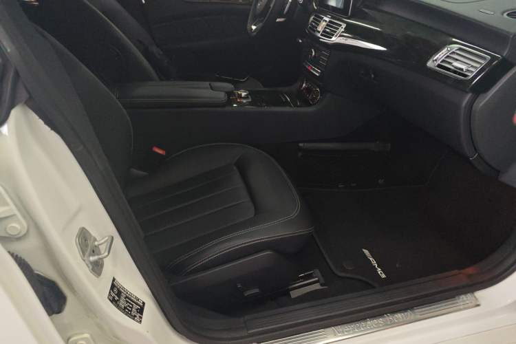 Used Mercedes-Benz CLS 2016 CLS 260 Shooting Brake Right Front Seat