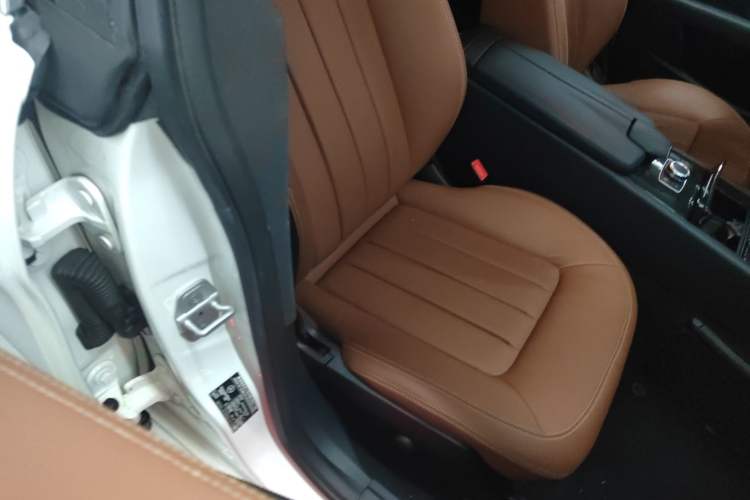 Used Mercedes-Benz CLS 2016 CLS 260 Elegant Edition Right Front Seat