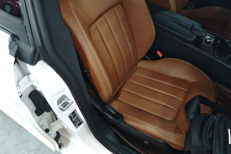 Used Mercedes-Benz CLS 2016 CLS 260 Elegant Edition Right Front Seat