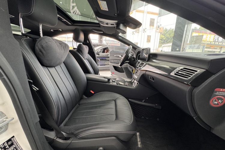 Used Mercedes-Benz CLS 2016 CLS 260 Elegant Edition Right Front Seat