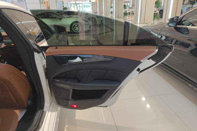 Used Mercedes-Benz CLS 2016 CLS 260 Elegant Edition Right Rear Door Interior