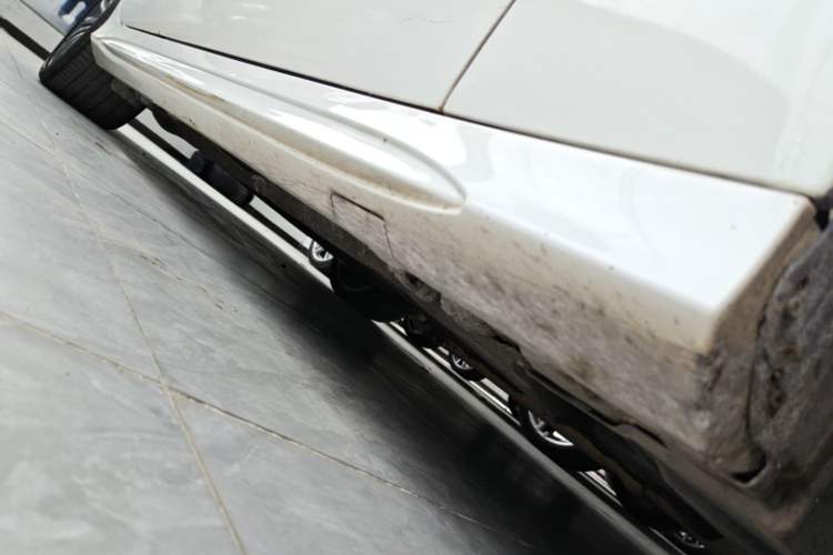 Used Mercedes-Benz CLS 2016 CLS 320 Elegant Edition Right Side Sill