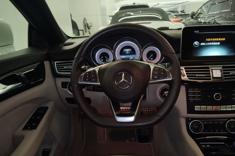 Used Mercedes-Benz CLS 2016 CLS 260 Shooting Brake Steering Wheel