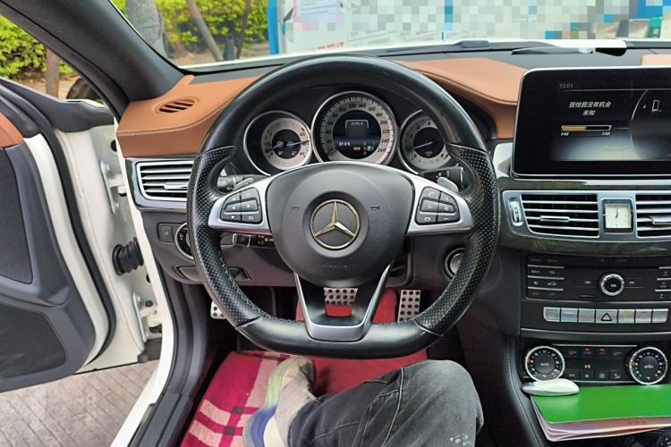 Used Mercedes-Benz CLS 2016 CLS 260 Elegant Edition Steering Wheel