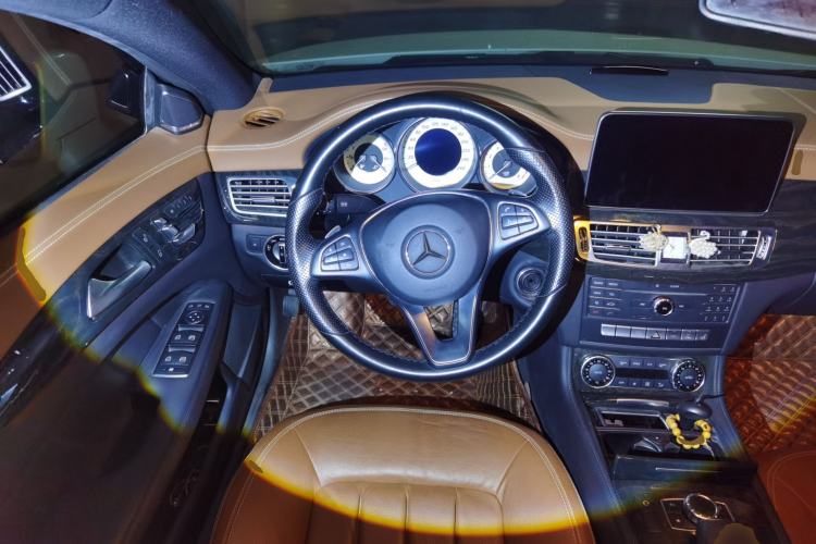 Used Mercedes-Benz CLS 2016 CLS 320 Elegant Edition Steering Wheel