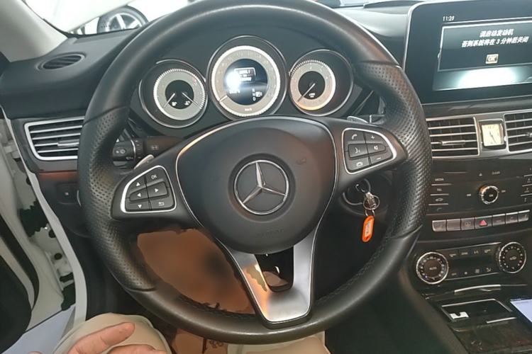 Used Mercedes-Benz CLS 2016 CLS 320 Elegant Edition Steering Wheel