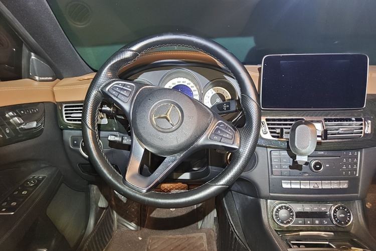 Used Mercedes-Benz CLS 2016 CLS 320 Elegant Edition Steering Wheel