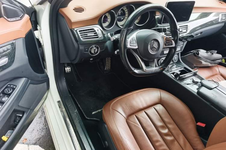 Used Mercedes-Benz CLS 2016 CLS 260 Elegant Edition Steering Wheel