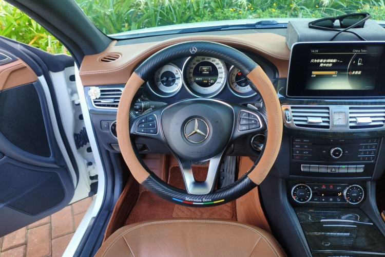 Used Mercedes-Benz CLS 2016 CLS 320 Elegant Edition Steering Wheel