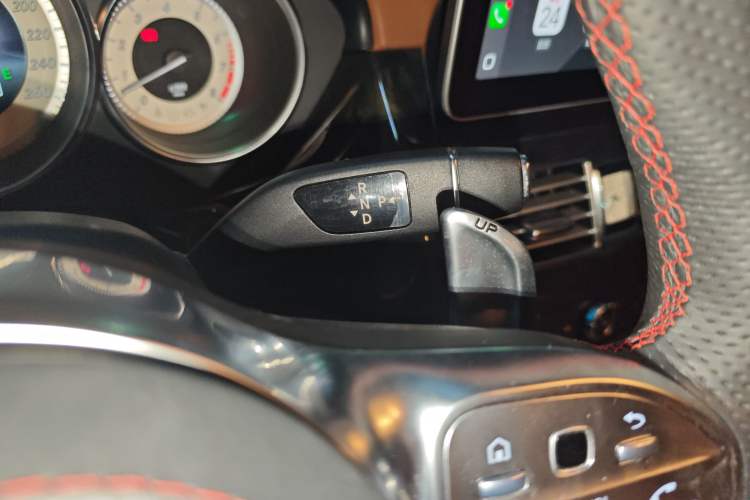 Used Mercedes-Benz CLS 2017 CLS 320 Elegant Edition Gear Lever