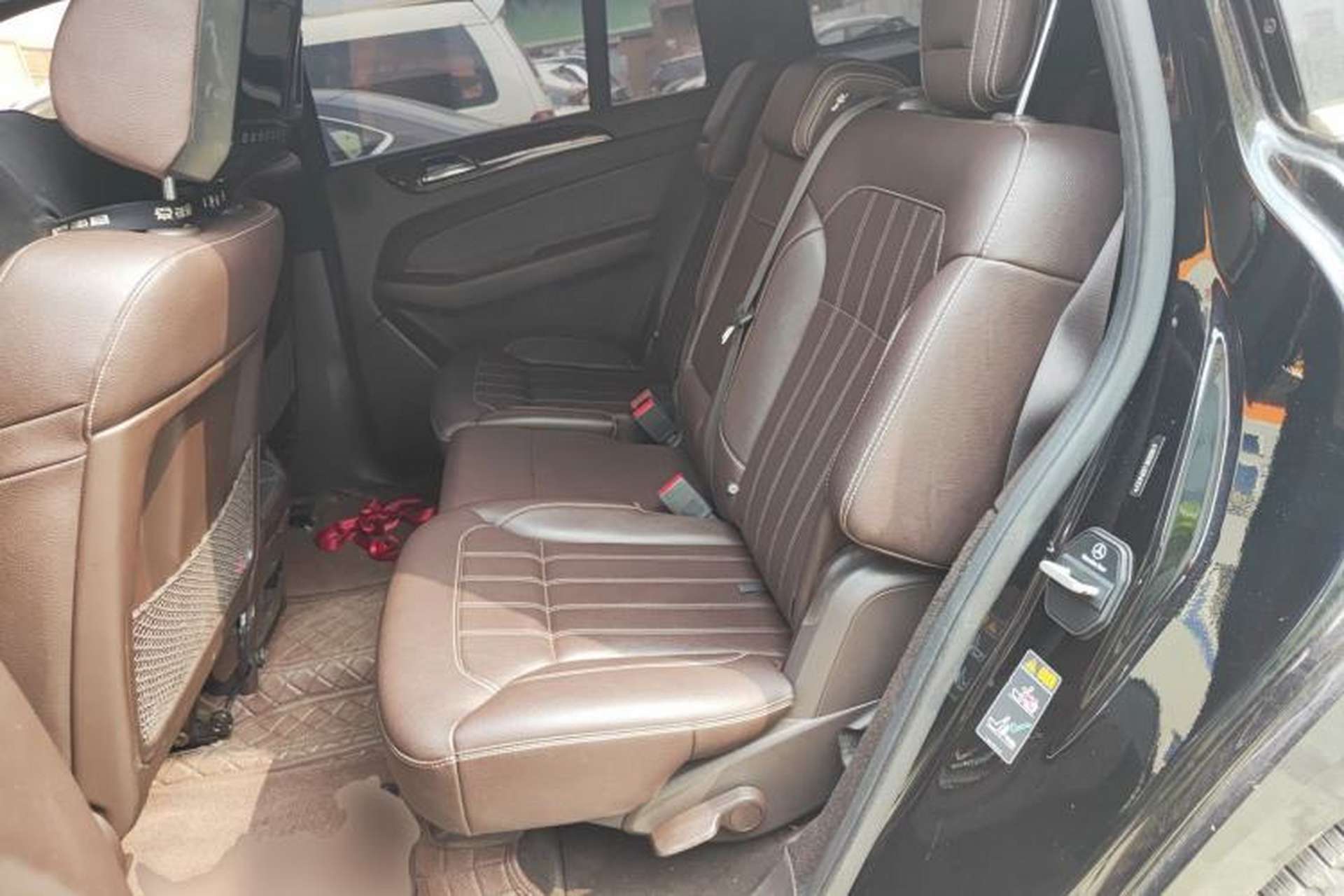 Used Mercedes-Benz CLS  Left Rear Seat