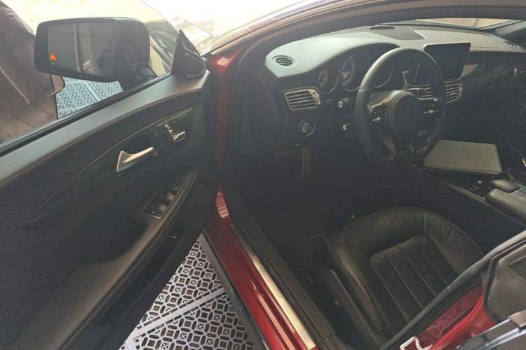Used Mercedes-Benz CLS 2017 CLS 320 Elegant Edition Driver Seat