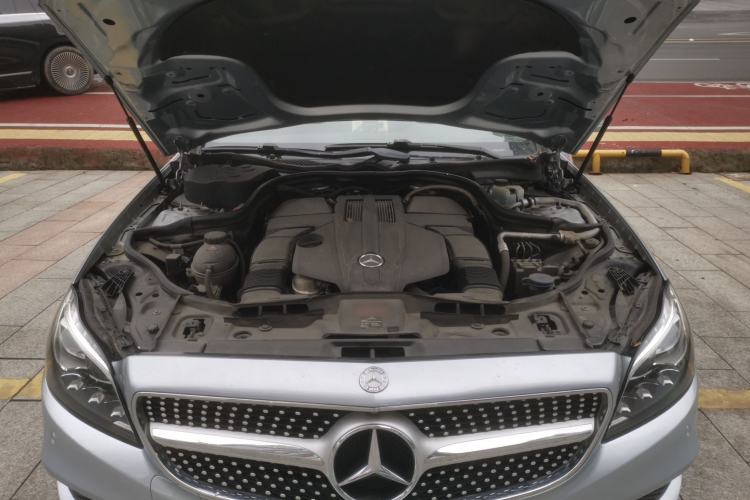 Used Mercedes-Benz CLS 2017 CLS 320 Elegant Edition Engine Bay