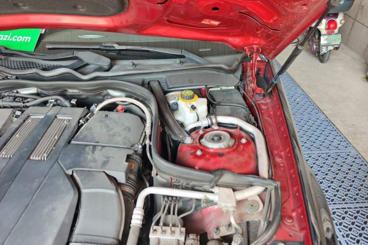 Used Mercedes-Benz CLS 2017 CLS 320 Elegant Edition Engine Bay Left