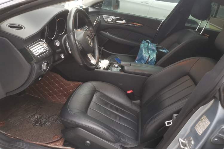 Used Mercedes-Benz CLS 2017 CLS 320 Elegant Edition Left Front Seat