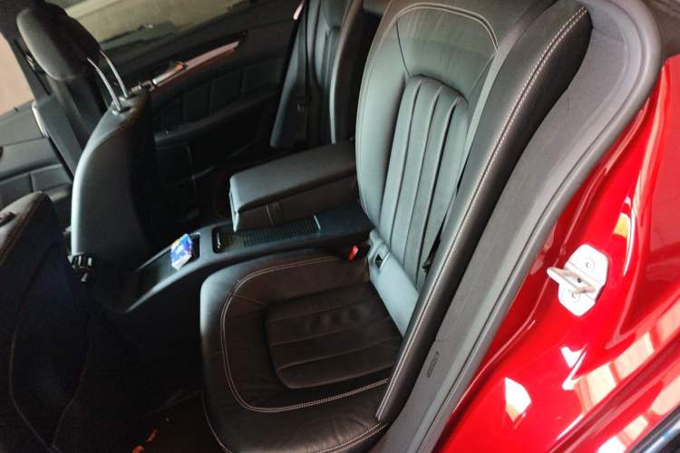 Used Mercedes-Benz CLS 2017 CLS 320 Elegant Edition Left Rear Seat
