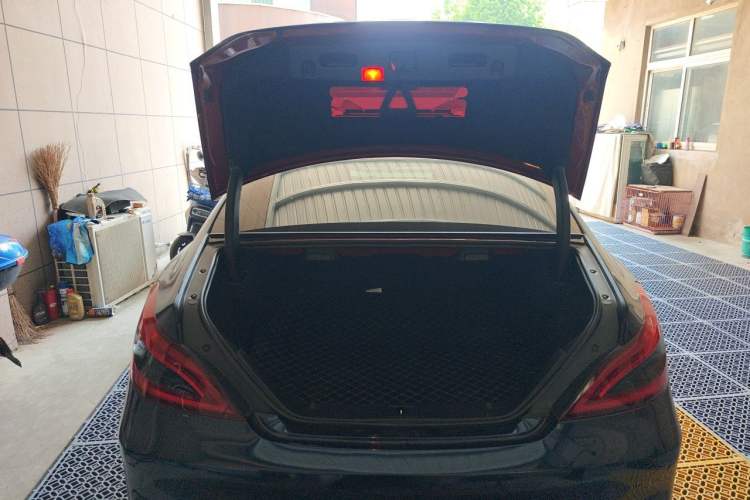 Used Mercedes-Benz CLS 2017 CLS 320 Elegant Edition Trunk