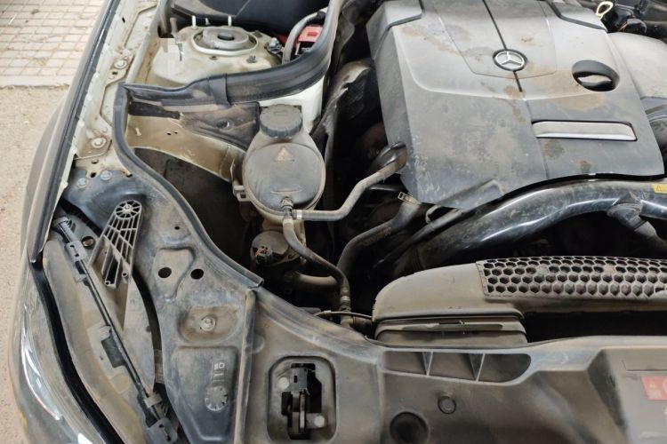 Used Mercedes-Benz CLS 2017 CLS 260 Elegant Edition Engine Bay Right