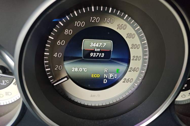 Used Mercedes-Benz CLS 2017 CLS 260 Elegant Edition Odometer Close Up