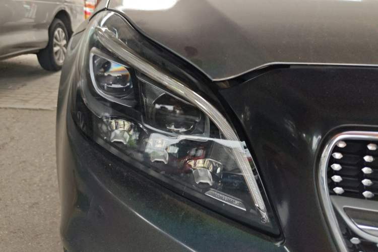 Used Mercedes-Benz CLS 2017 CLS 260 Elegant Edition Right Front Headlight