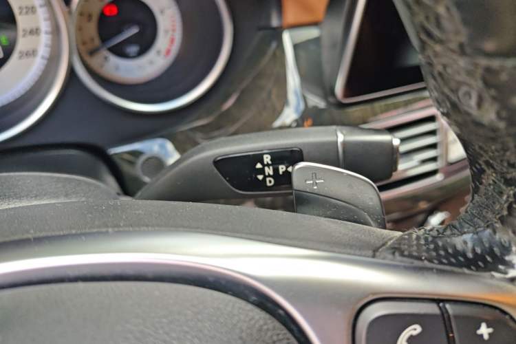 Used Mercedes-Benz CLS 2017 CLS 320 Elegant Edition Gear Lever