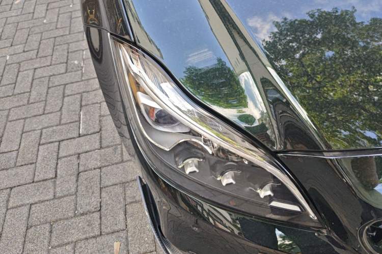 Used Mercedes-Benz CLS 2017 CLS 320 Elegant Edition Right Front Headlight