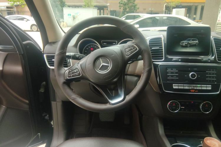 Used Mercedes-Benz CLS  Steering Wheel
