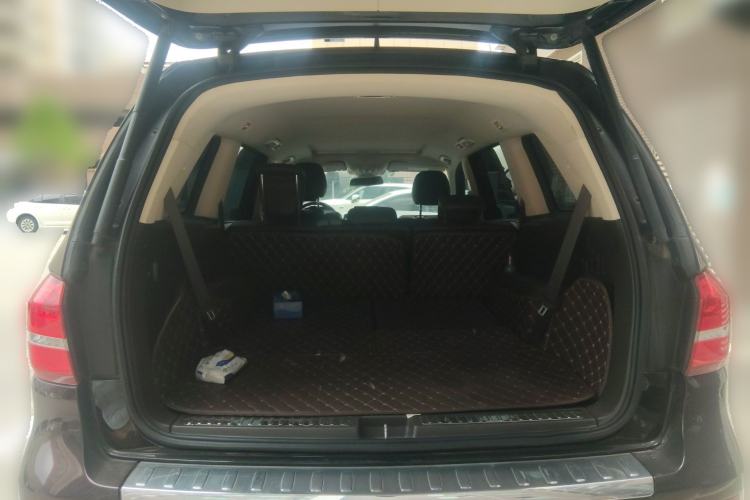 Used Mercedes-Benz CLS  Trunk