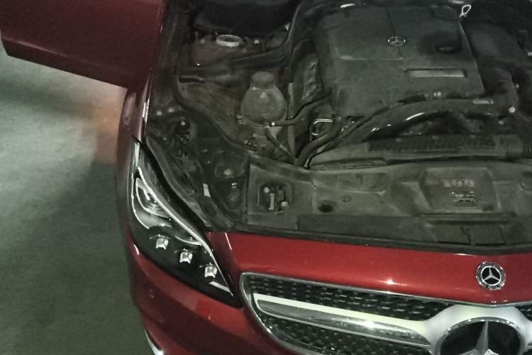Used Mercedes-Benz CLS 2017 CLS 260 Elegant Edition Engine Bay Right