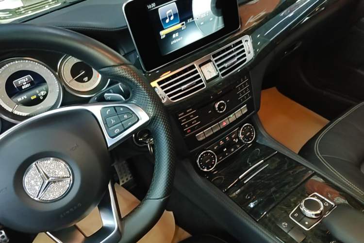 Used Mercedes-Benz CLS 2017 CLS 260 Elegant Edition Gear Lever