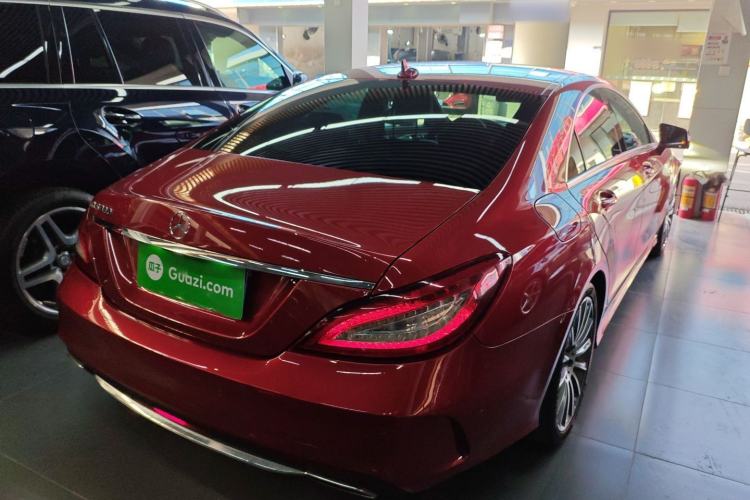 Used Mercedes-Benz CLS 2017 CLS 320 Elegant Edition Rear Right 45 Deg