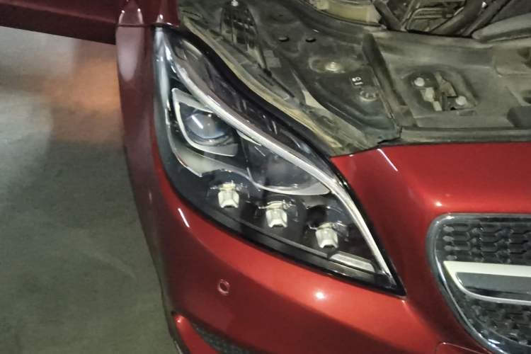 Used Mercedes-Benz CLS 2017 CLS 260 Elegant Edition Right Front Headlight