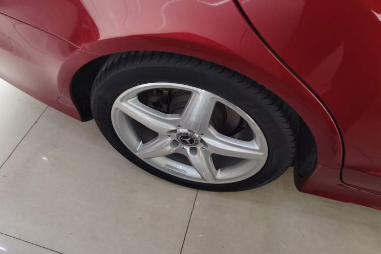 Used Mercedes-Benz CLS 2017 CLS 260 Elegant Edition Right Rear Wheel Hub