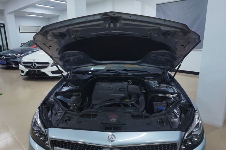 Used Mercedes-Benz CLS 2017 CLS 260 Elegant Edition Engine Bay