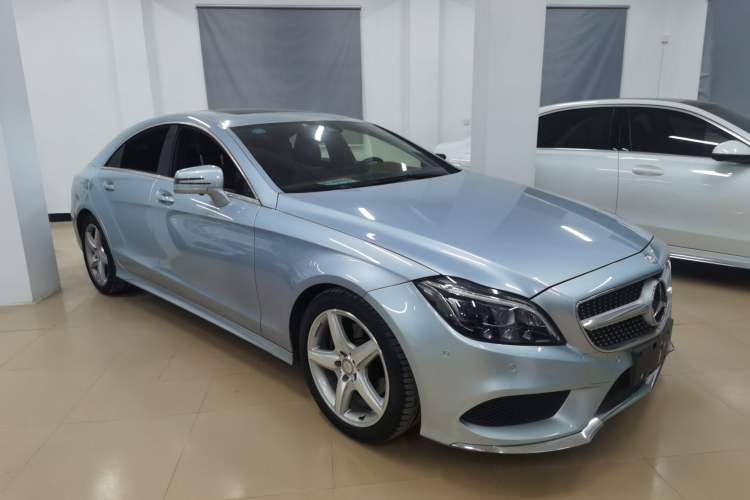 Used Mercedes-Benz CLS 2017 CLS 260 Elegant Edition Front Right 45 Deg