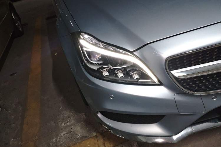 Used Mercedes-Benz CLS 2017 CLS 320 Elegant Edition Right Front Headlight