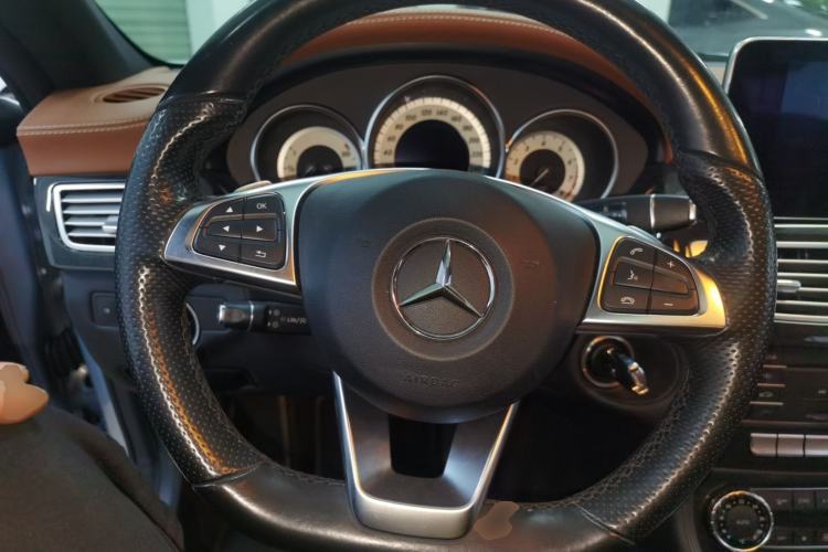 Used Mercedes-Benz CLS 2017 CLS 260 Elegant Edition Steering Wheel