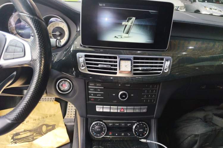 Used Mercedes-Benz CLS 2017 CLS 320 Elegant Edition Audio And AC Panel