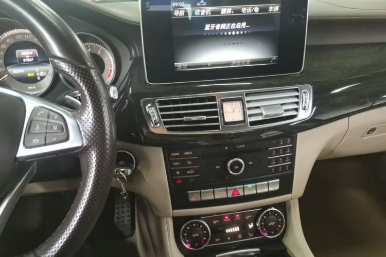 Used Mercedes-Benz CLS 2017 CLS 260 Elegant Edition Audio And AC Panel
