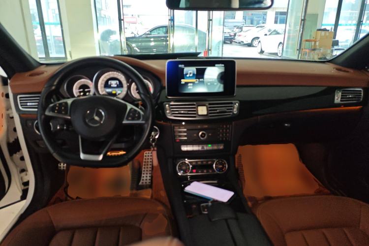 Used Mercedes-Benz CLS 2017 CLS 260 Elegant Edition Center Console